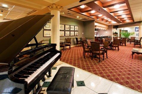 Holiday Inn Huntsville Downtown ภายนอก รูปภาพ